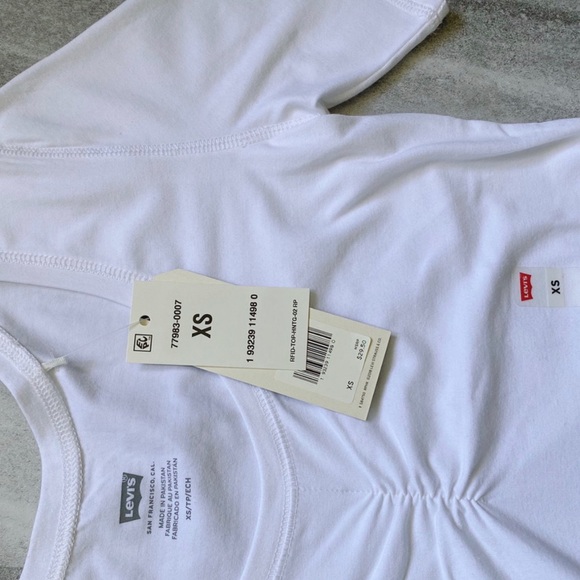 White Levis runched T-shirt - Picture 2 of 4